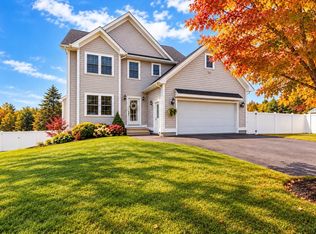 19 Lighthouse Ln, Westminster, MA 01473