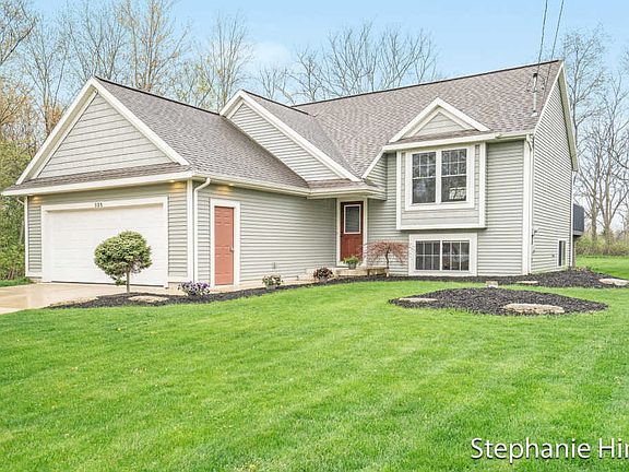 2nd image of 325 Alewa Dr NW