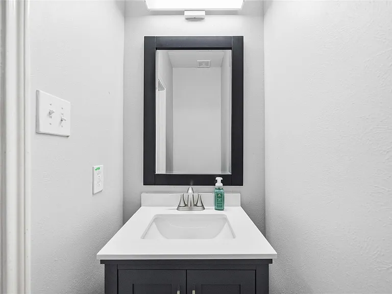 10634 Kentington Oak Dr — Photo 15