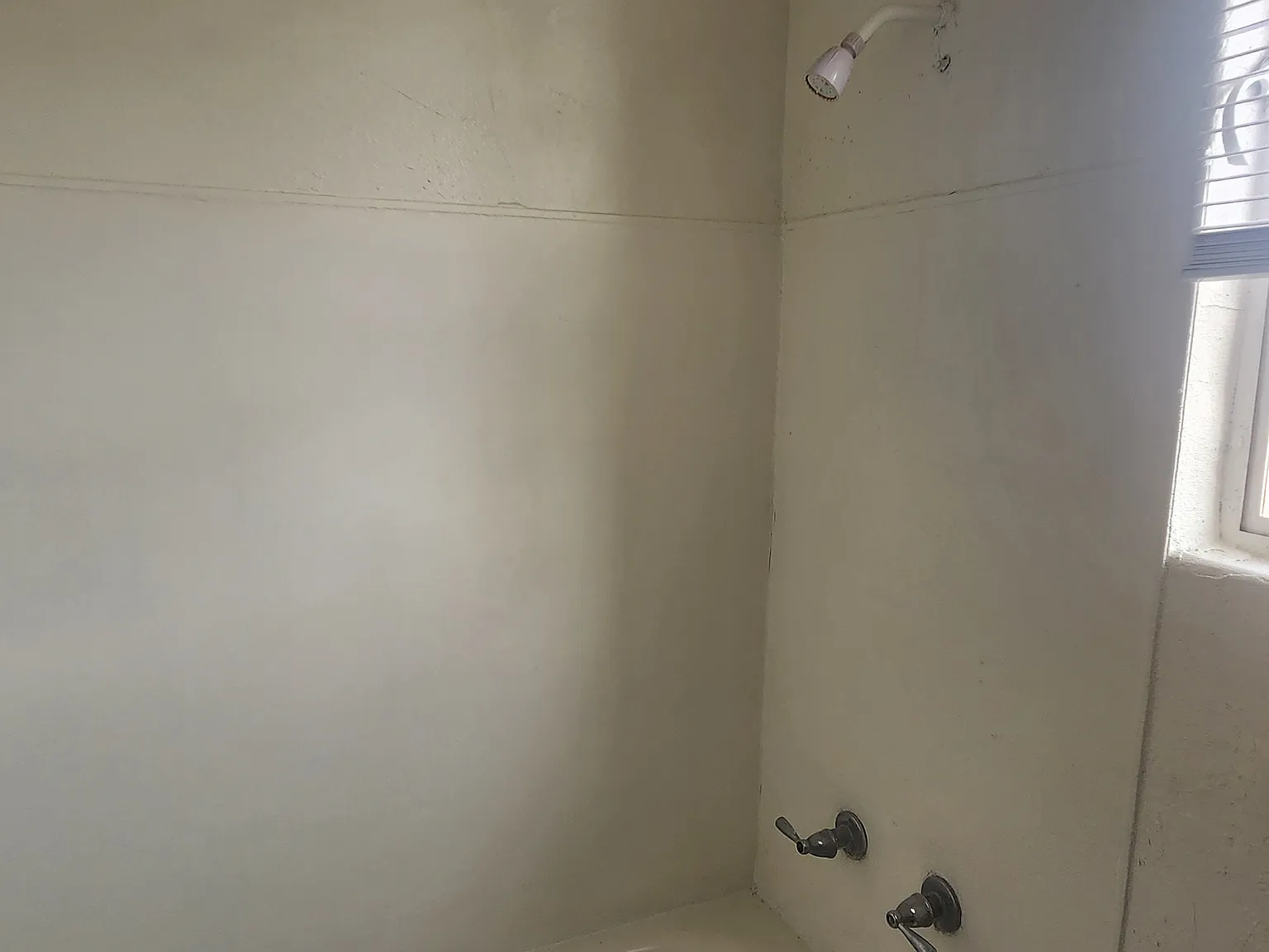 Studio, $795 — Photo 4