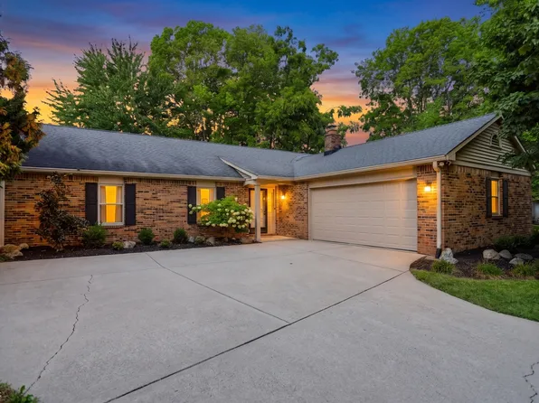 515 Colbarn Ct, Fishers, IN 46038