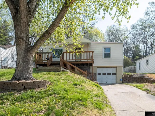 9613 N 31st St, Omaha, NE 68112