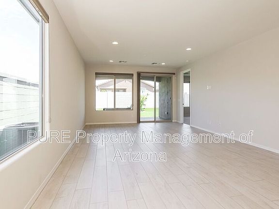4th image of 17568 W Missouri Ave
