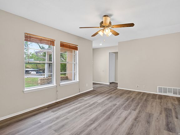 5th image of 8810 Slumber Lane