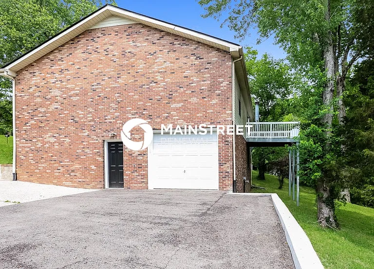 105 Mystic Hill Ct — Photo 15