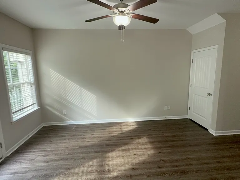 650 Pippin Dr — Photo 5
