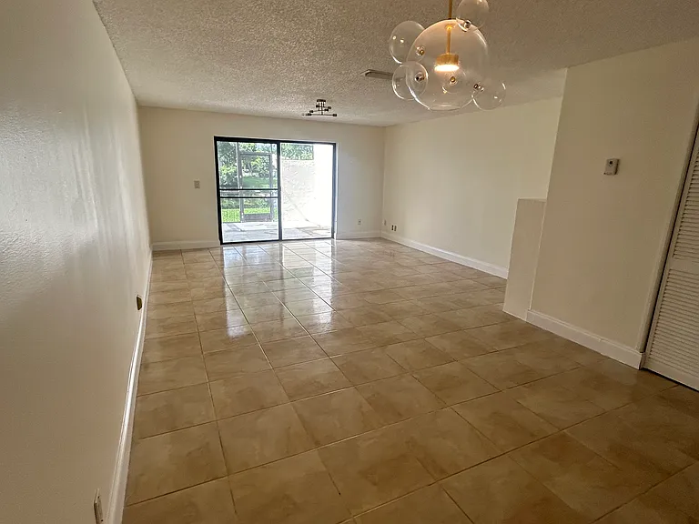 9884 NW 15th St — Photo 18
