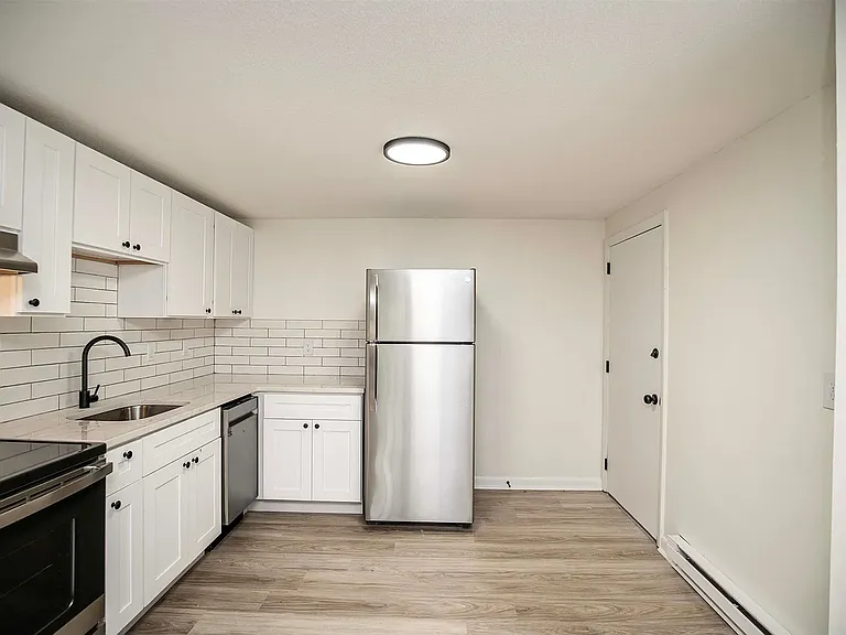 103 S Policy St — Photo 7