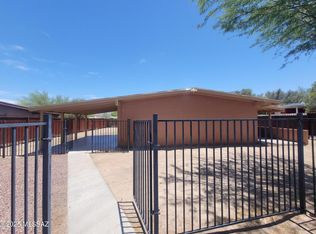 702 N Silverbell Rd, Tucson, AZ 85745
