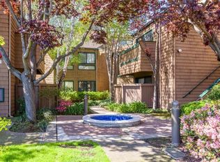 46 Cove Ln, Redwood City, CA 94065
