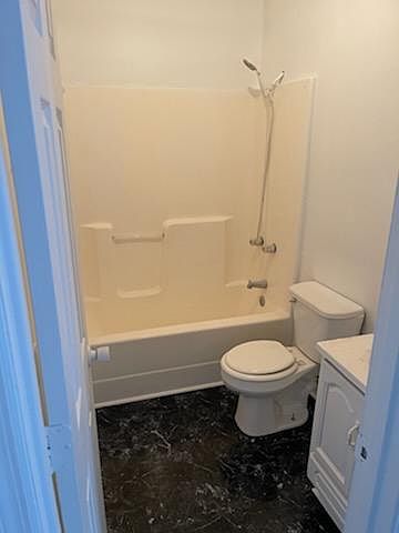 2nd image of 413 Turpin Dr APT 1