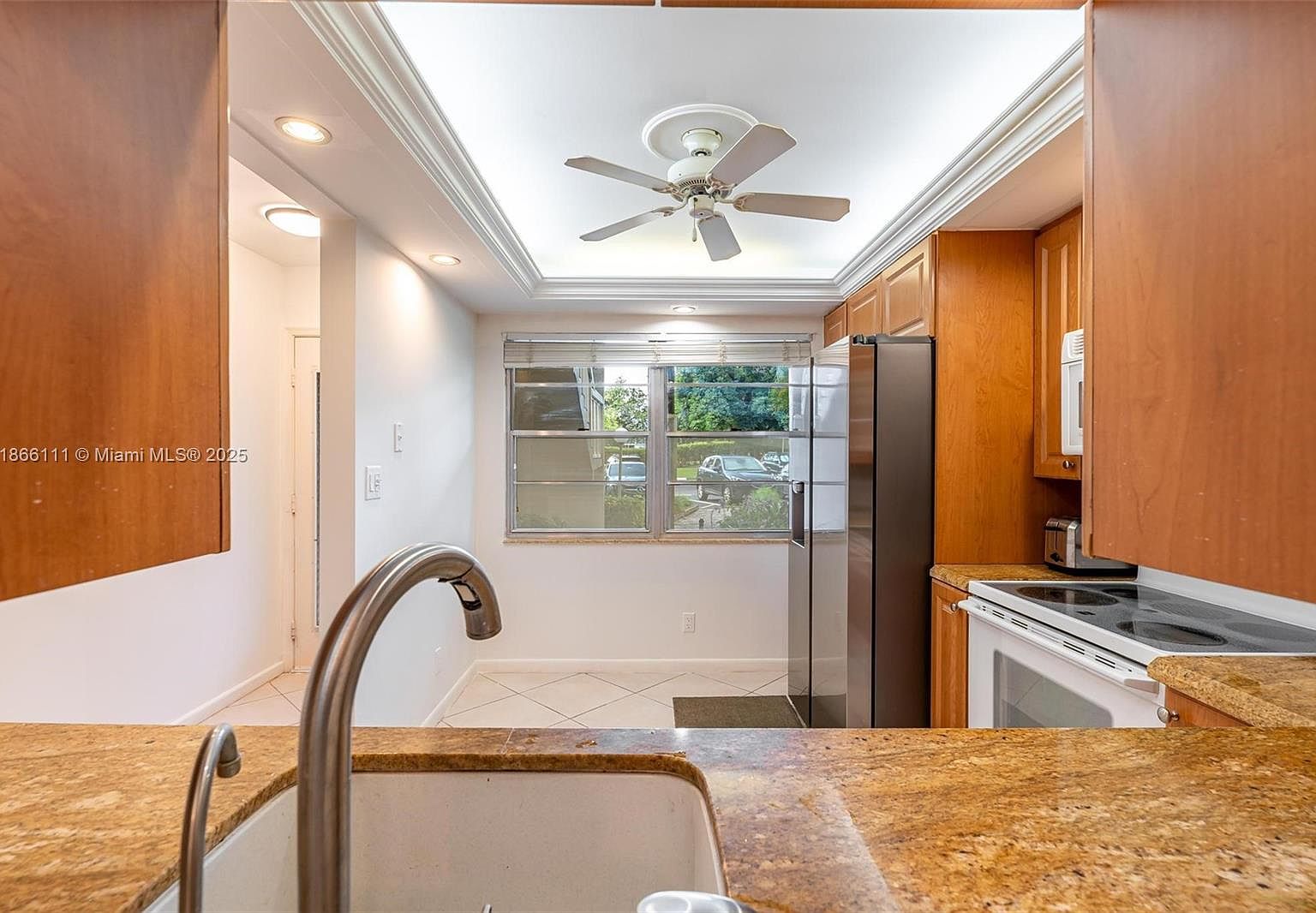 4701 Martinique Dr APT K1