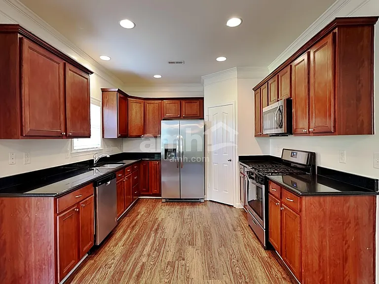 16531 Falconry Way — Photo 3