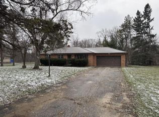 12725 Nicolet Ave, New Berlin, WI 53151