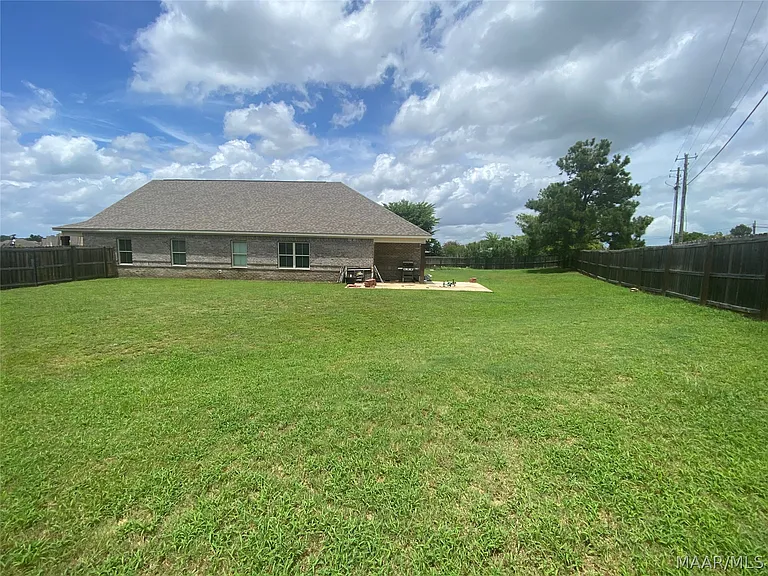 8943 Braxton Ln — Photo 4