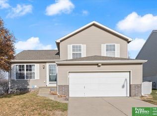 17772 Margo St, Omaha, NE 68136