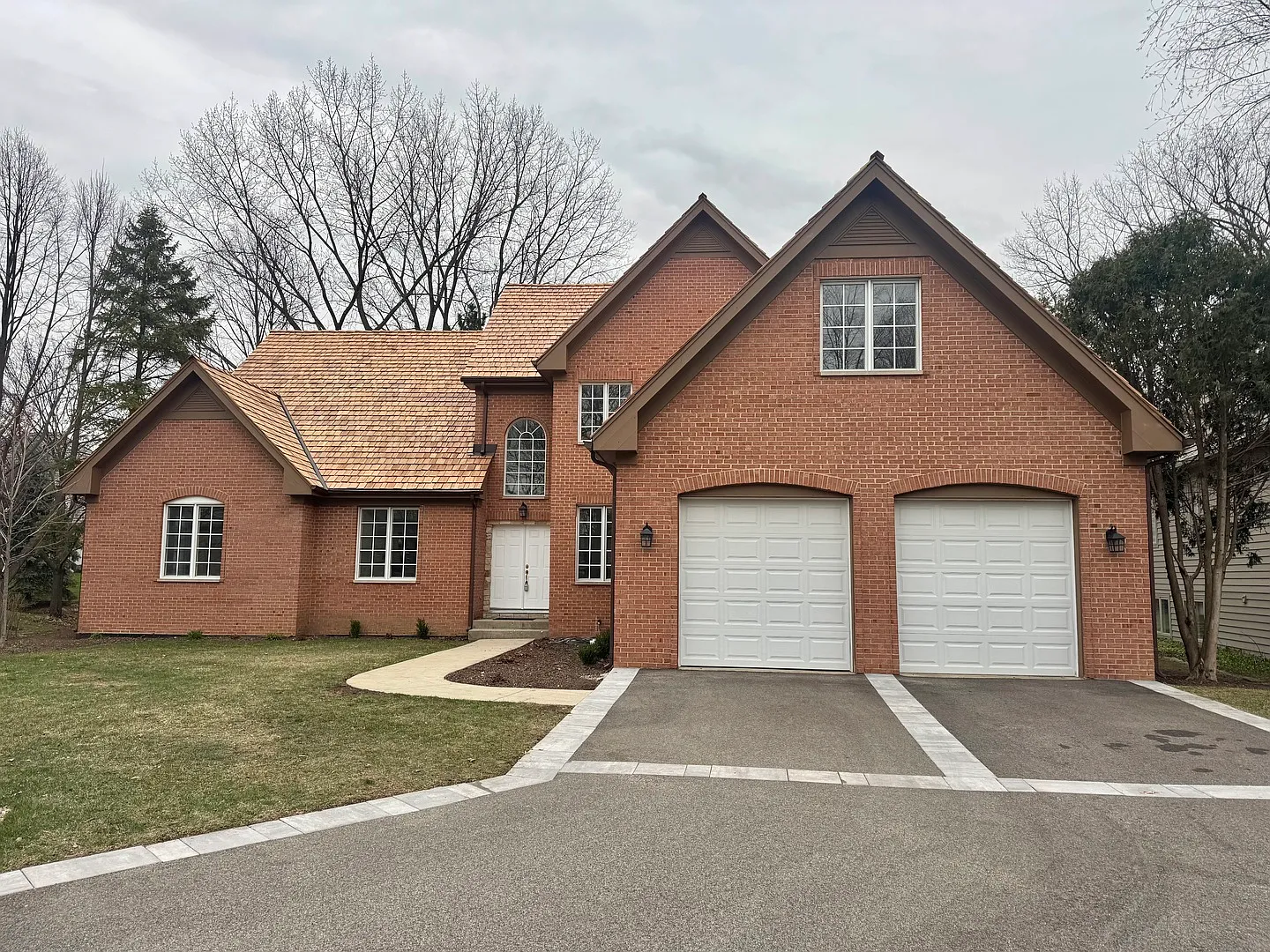 37 Graystone Ln photo 1