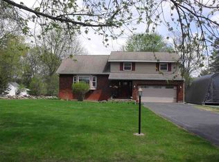 818 Swaggertown Rd, Ballston Lake, NY 12019