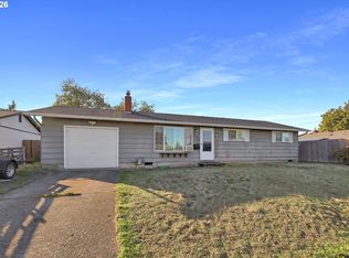 1756 10th St, Springfield, OR 97477