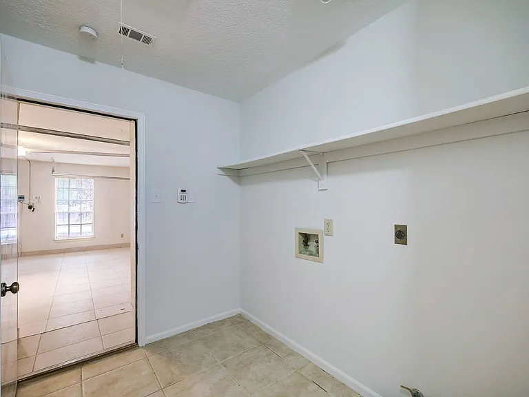 34 N High Oaks Cir — Photo 16