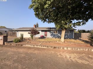 226 Johnson St, Sutherlin, OR 97479