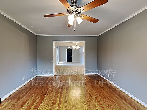 2nd image of 2648 Highwood Dr