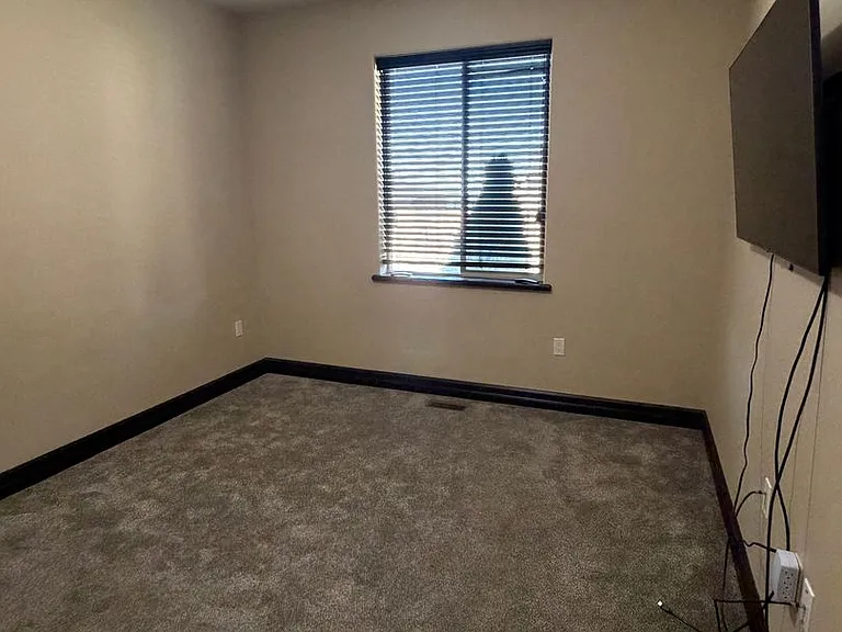 440 Dream St SE — Photo 20