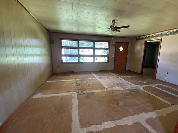 4th image of 62 Holly Ave