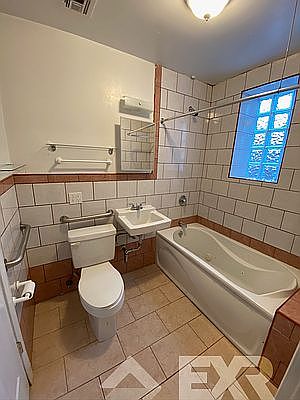 4th image of 1710 Newkirk Ave APT 5D