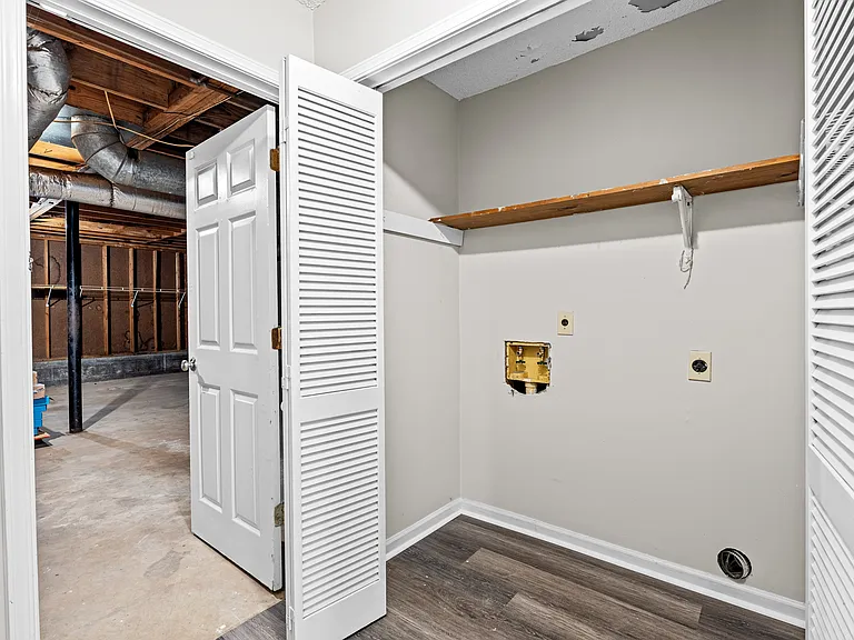 90 Edelweiss Dr — Photo 26