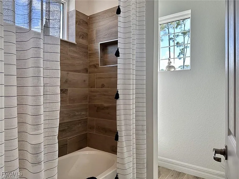 42203 Hammock Ln — Photo 27