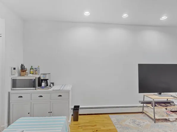 319 East 73rd Street image 9 of 23