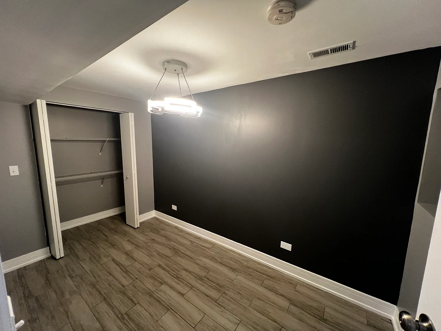 3 bed, $1,650 — Photo 4