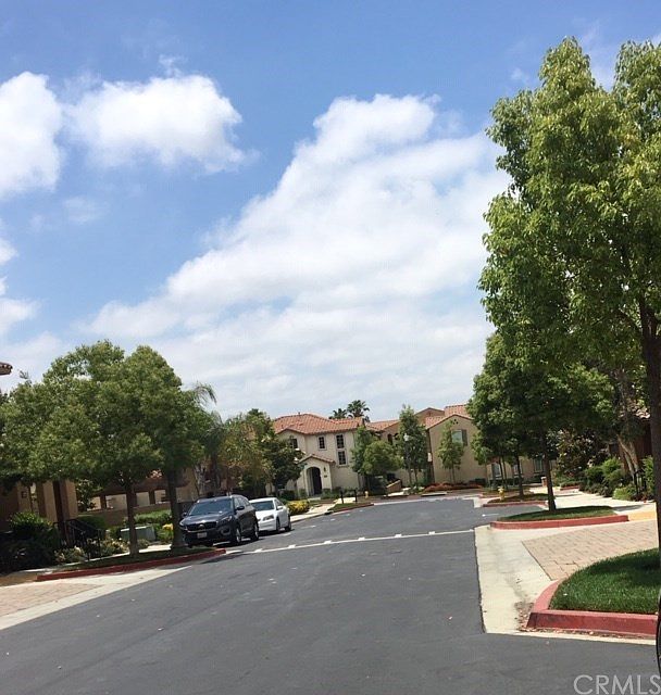 1st image of 383 Golden Bear Ln
