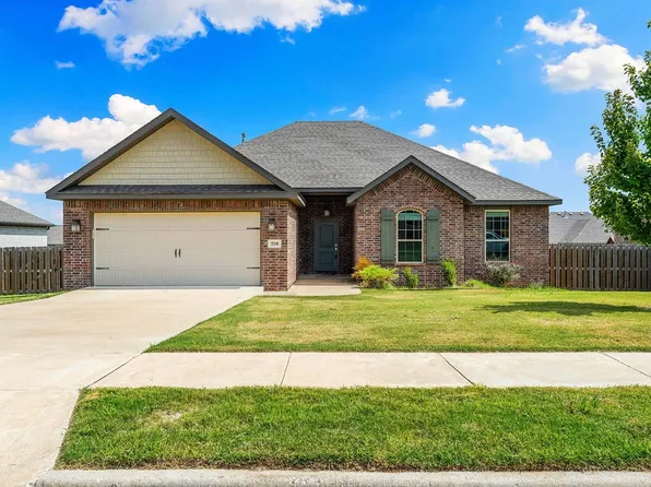 550 Captain Stockton St, Prairie Grove, AR 72753