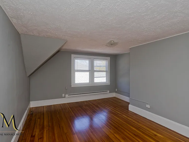 122 Fort Pleasant Ave #3 — Photo 11
