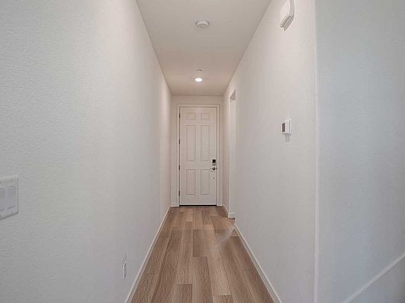 Homesite 289 - Entry