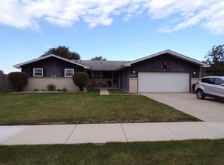 9626-9628 Buchanan St, Crown Pt, IN 46307