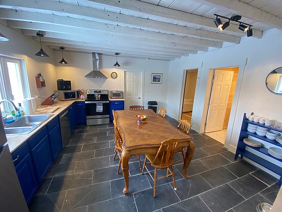 4th image of 32 Promenade St