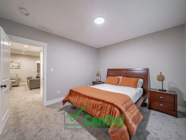 1491 Fremont Ave — Photo 17