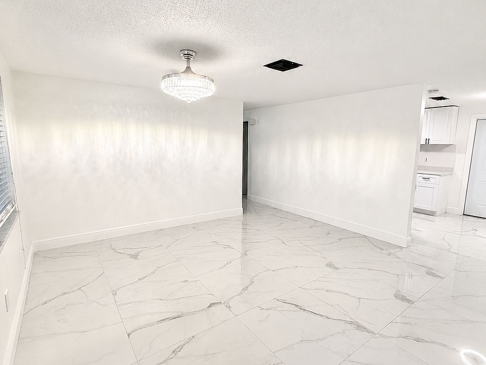 1st image of 8524 Portulaca Ave
