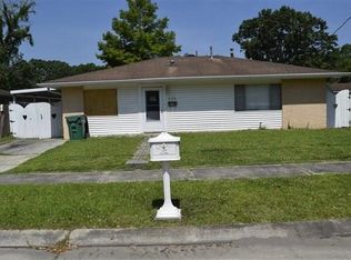 636 Wiegand Dr, Westwego, LA 70094