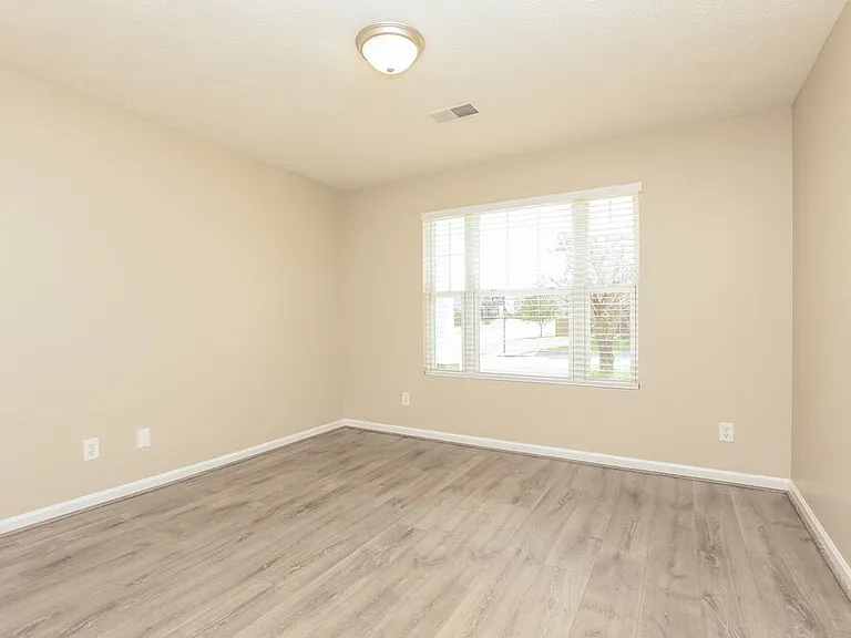 2867 Park Knoll Dr — Photo 12
