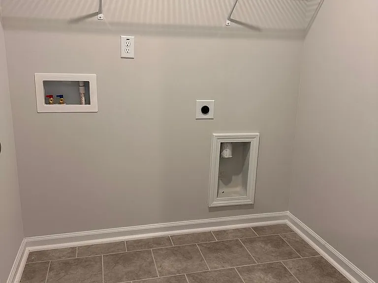 5927 Woodlawn Dr — Photo 22