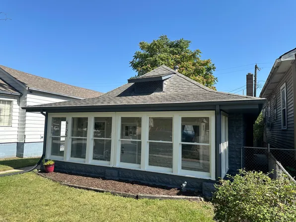 6125 Marshall Ave, Hammond, IN 46323