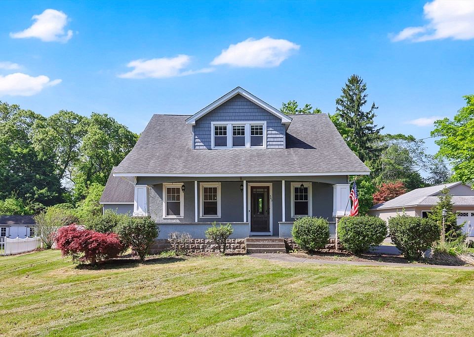 1st image of 543 Amostown Rd