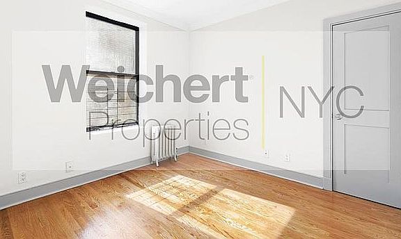 3rd image of 9 Central Park N #44