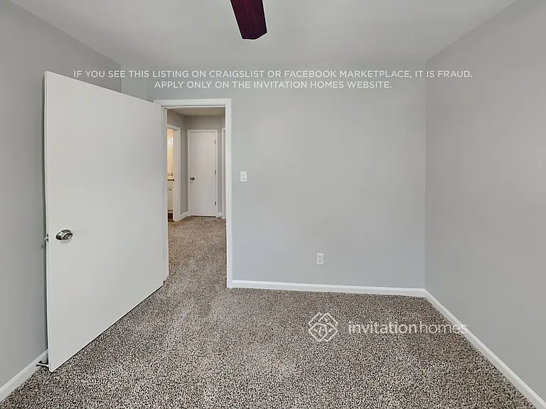 410 Queens Dr SW — Photo 12