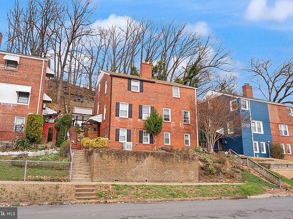 2nd image of 3707 Kemper Rd