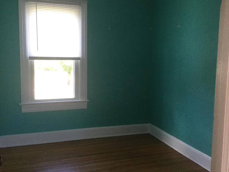 15 Glaize Ave — Photo 8